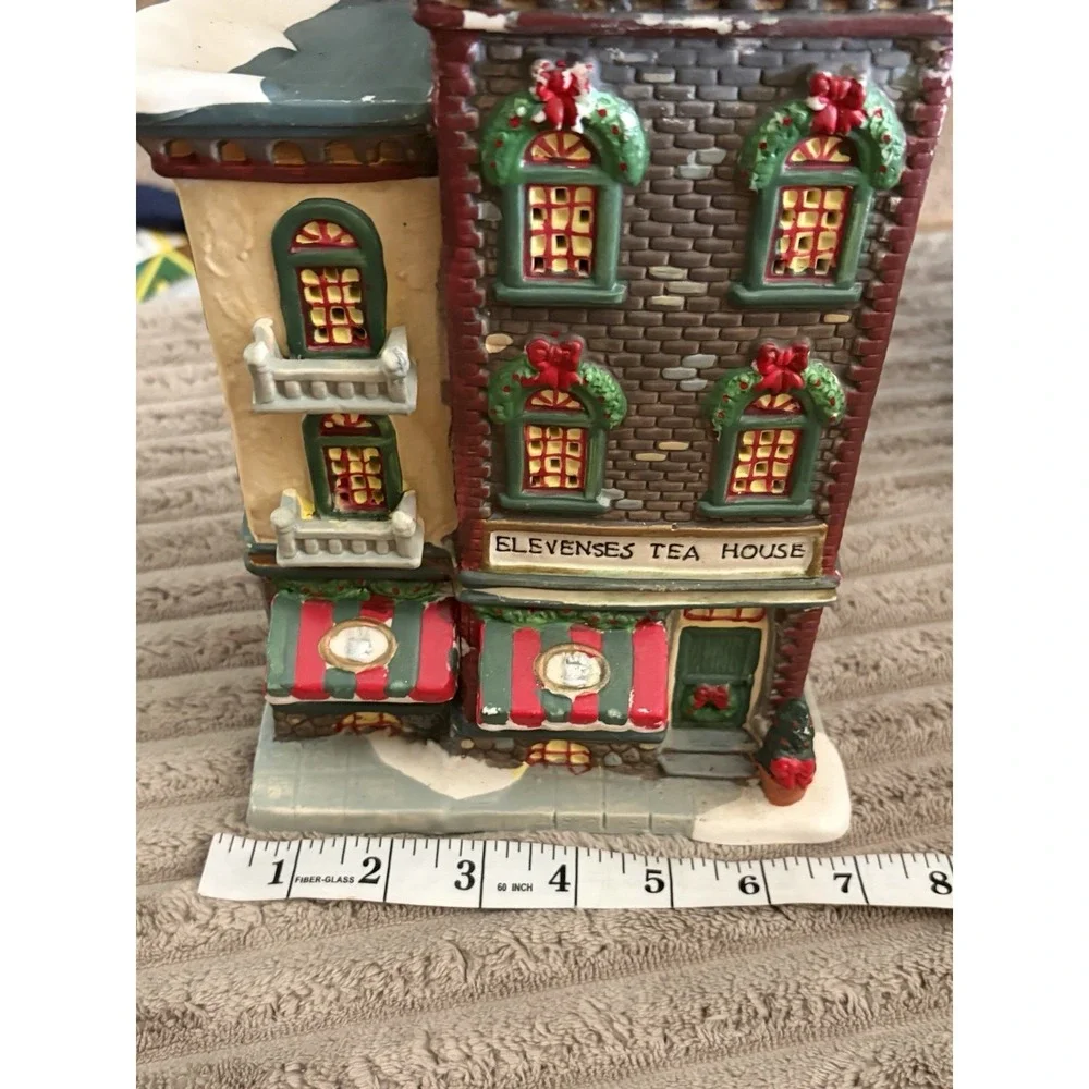 2005 Santa's Workbench Victorian Series Christmas Elevenses Tea House